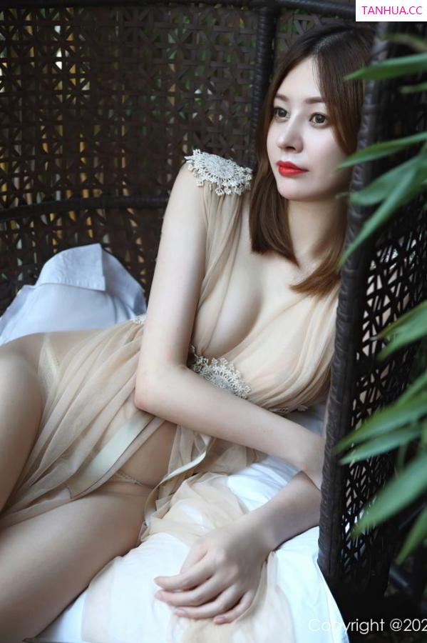   [XiuRen]高清写真图 2020.09.30 No.2623 樱花Elsa第6张图片